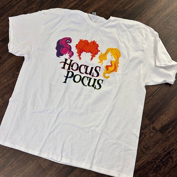 Hocus Pocus Tee - Picture 2 of 8